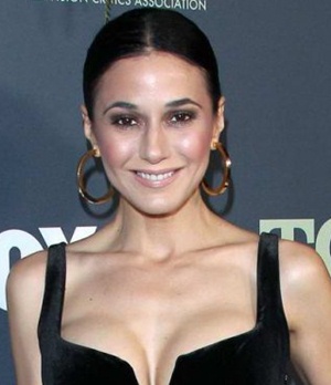 Actress Emmanuelle Chriqui