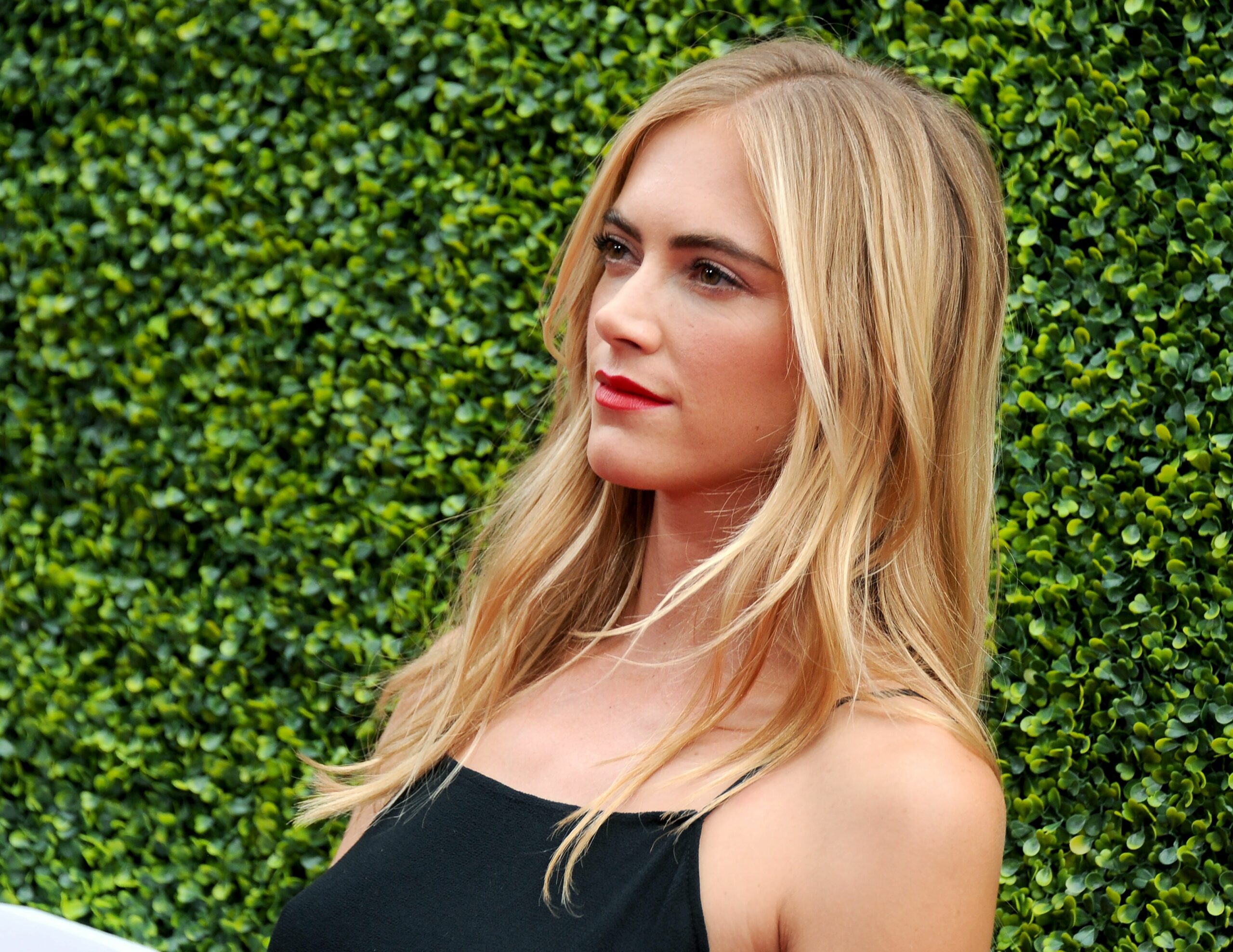 Who is replacing Emily Wickersham in NCIS? 