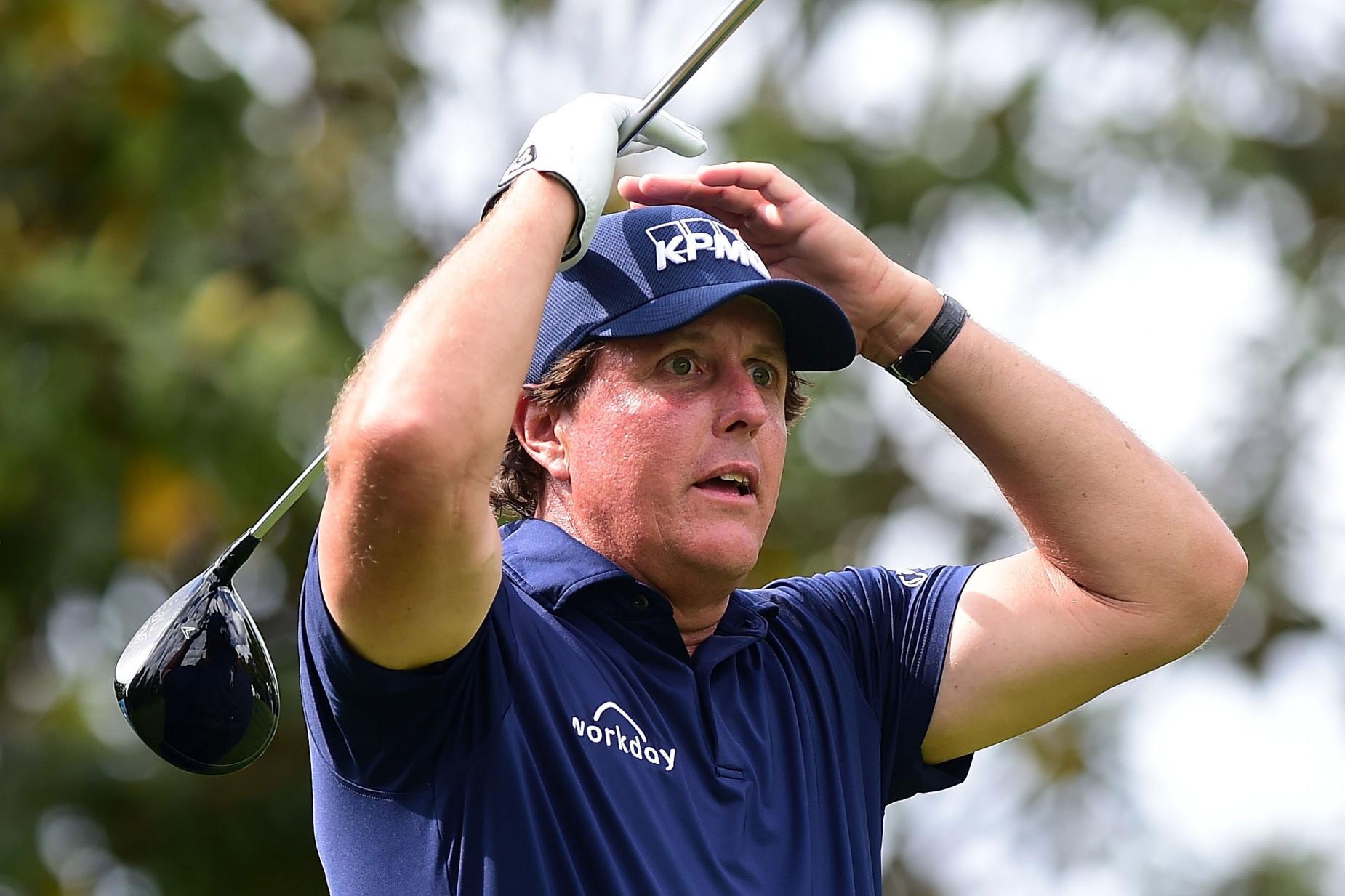 Is Phil Mickelson ill? (Celebrity 