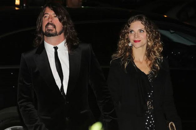 Did Dave Grohl get a divorce? (Celebrity Exclusive)