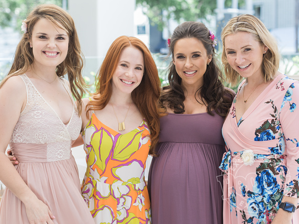 Did Lacey Chabert have a baby? (Celebrity Exclusive)