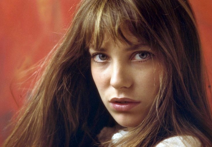 Is Jane Birkin rich? (Celebrity Exclusive)