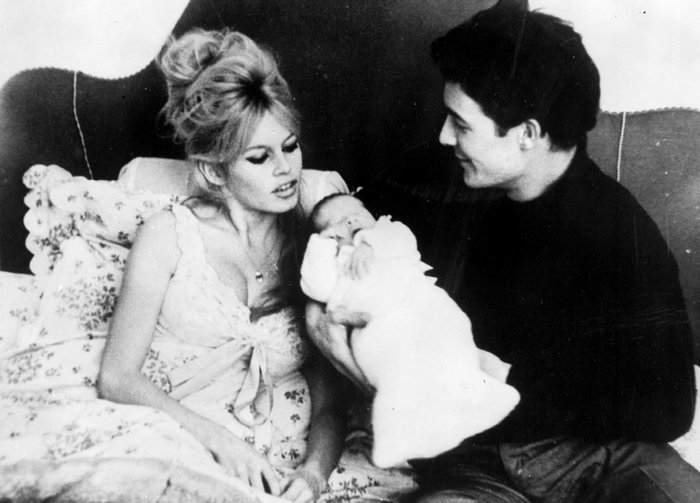 Où vit le fils de Brigitte Bardot ? (Celebrity Exclusive)