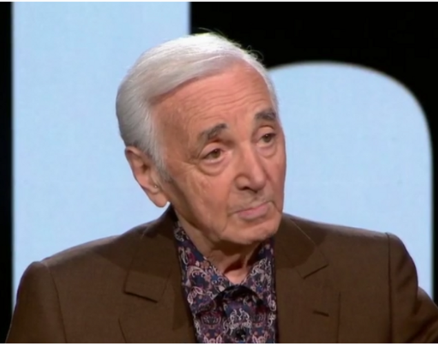 Quelle est la maladie de Julio Iglesias ? (Celebrity Exclusive)