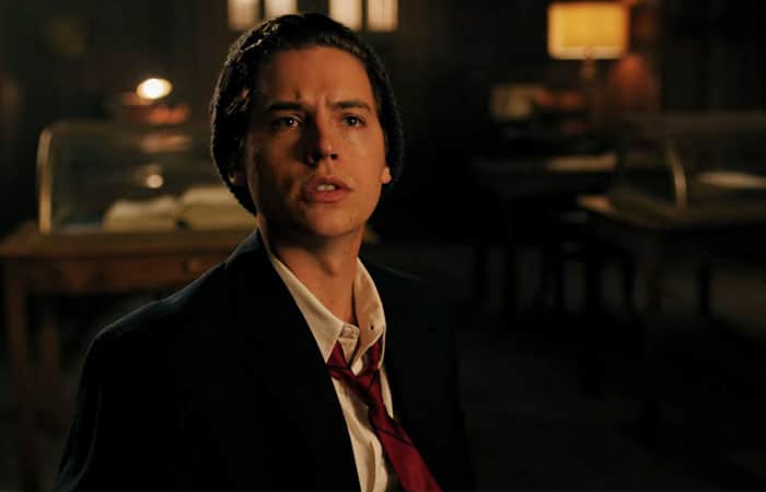 Quelle est le signe astro de Madelaine Petsch ? (Celebrity Exclusive)