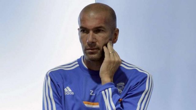 Quels sont les clubs où a joué Zinédine Zidane ? (Celebrity Exclusive)