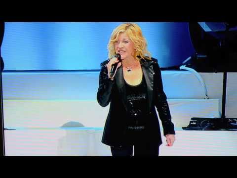 Qui chante avec Nicoletta ? (Celebrity Exclusive)