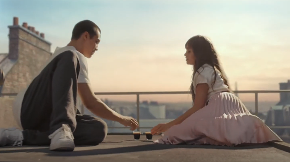 Qui chante dans la pub Carte Noire 2020 ? (Celebrity Exclusive)