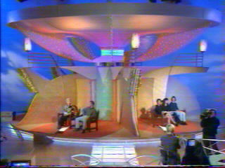 Qui est le dernier présentateur de Tournez manège ? (Celebrity Exclusive)