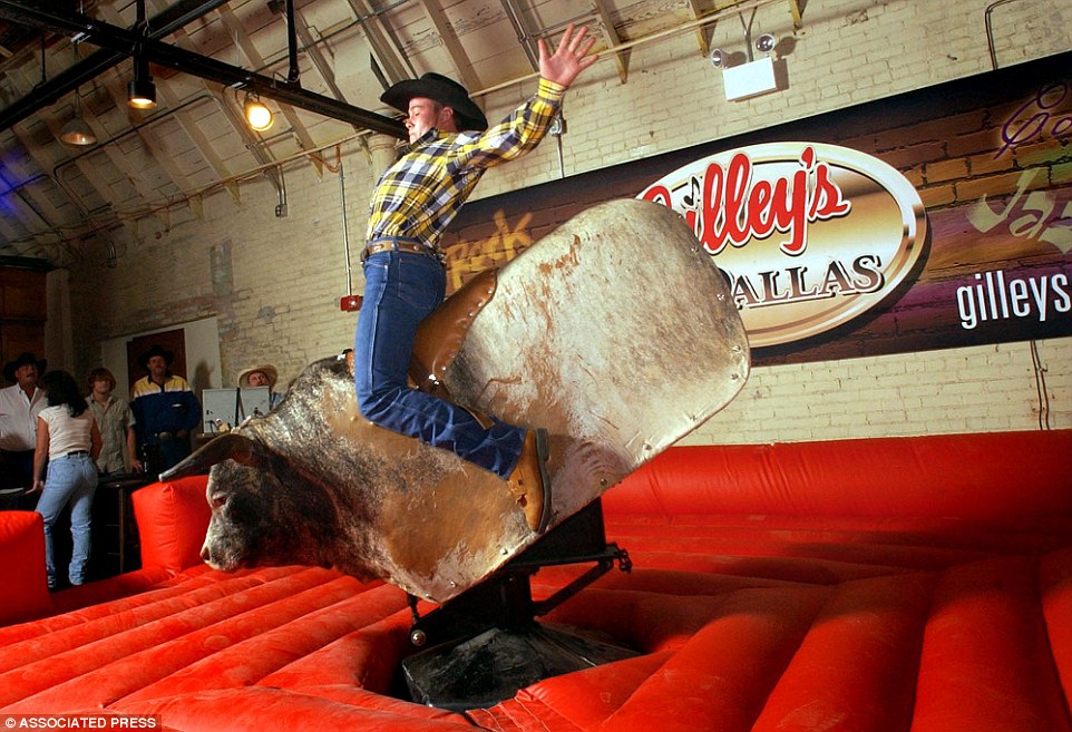 Did John Travolta actually ride the mechanical bull in Urban Cowboy?