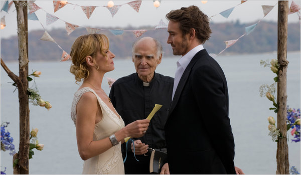 Did Lee Pace get married?