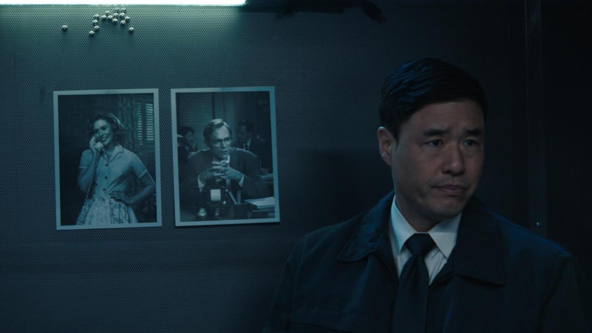 Did Randall Park learn magic?