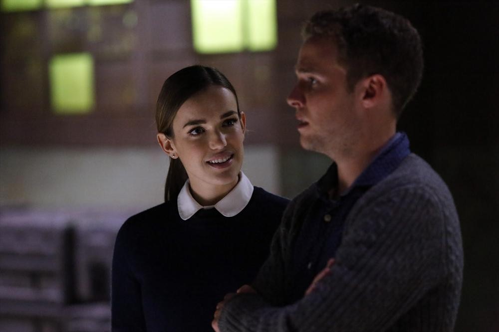 Do Fitz and Simmons end up together?