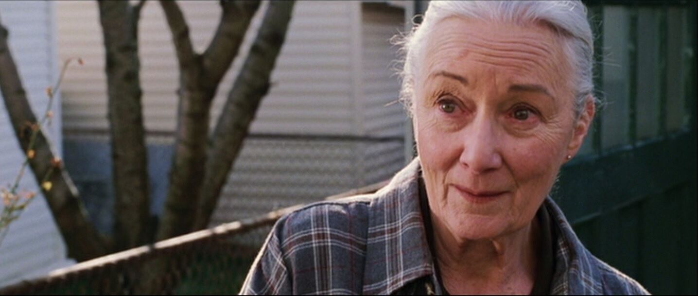 Does Aunt May know Peter is Spider-Man Tobey Maguire?