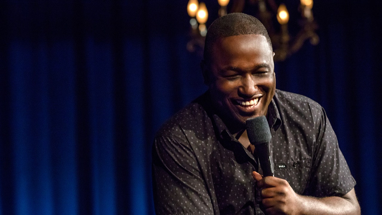 Does Hannibal Buress still do comedy?