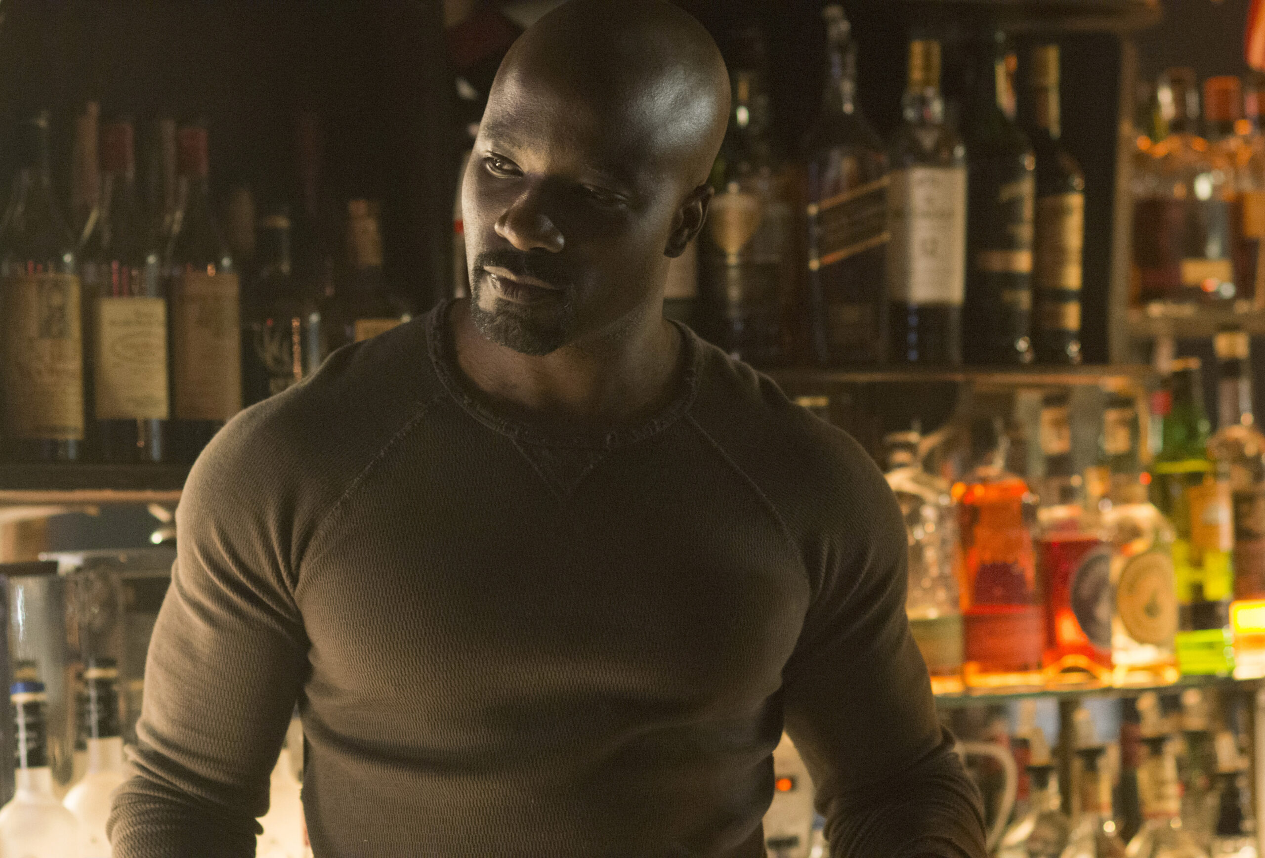 Does Luke Cage Season 1 take place after Jessica Jones?