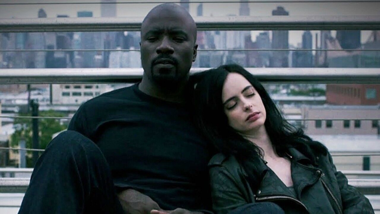Does Luke Cage marry Jessica Jones?
