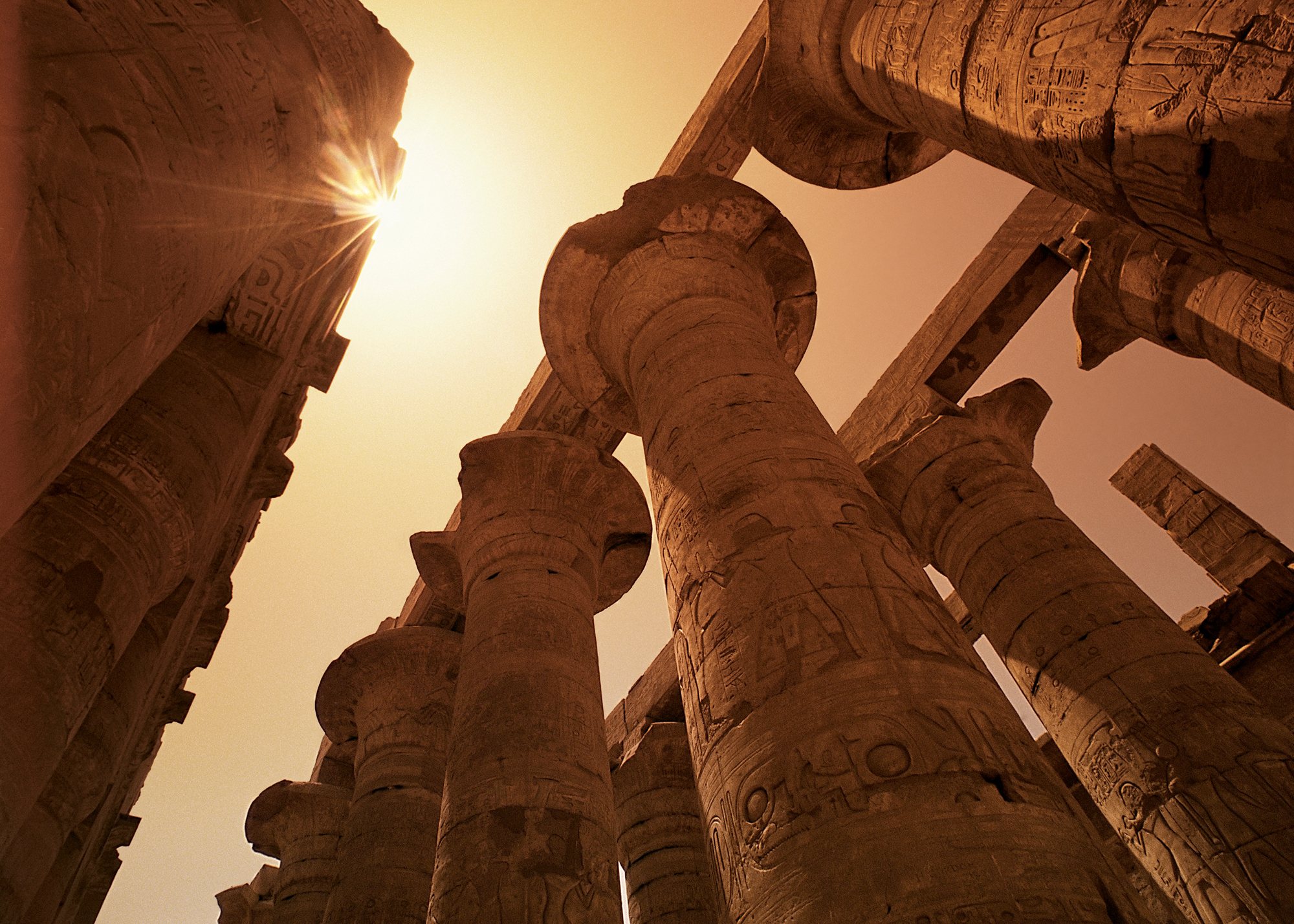 How big is Karnak?