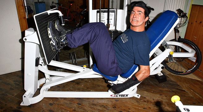 How did Eddie Kidd get paralyzed?