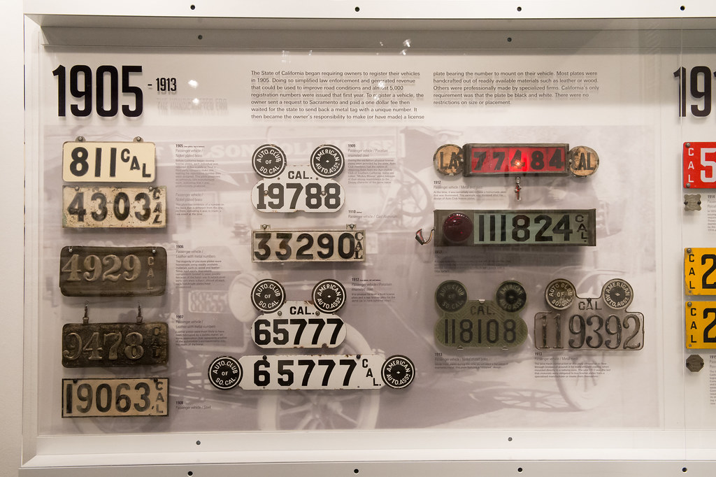 How do I look up court cases in California?