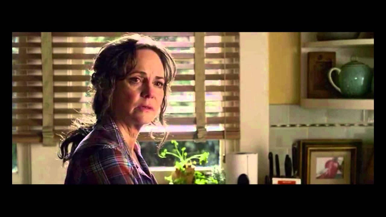 How does Aunt May know Peter is Spider-Man?