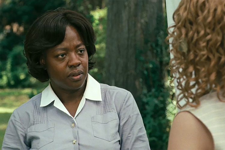 How does Viola Davis pronounce her name?