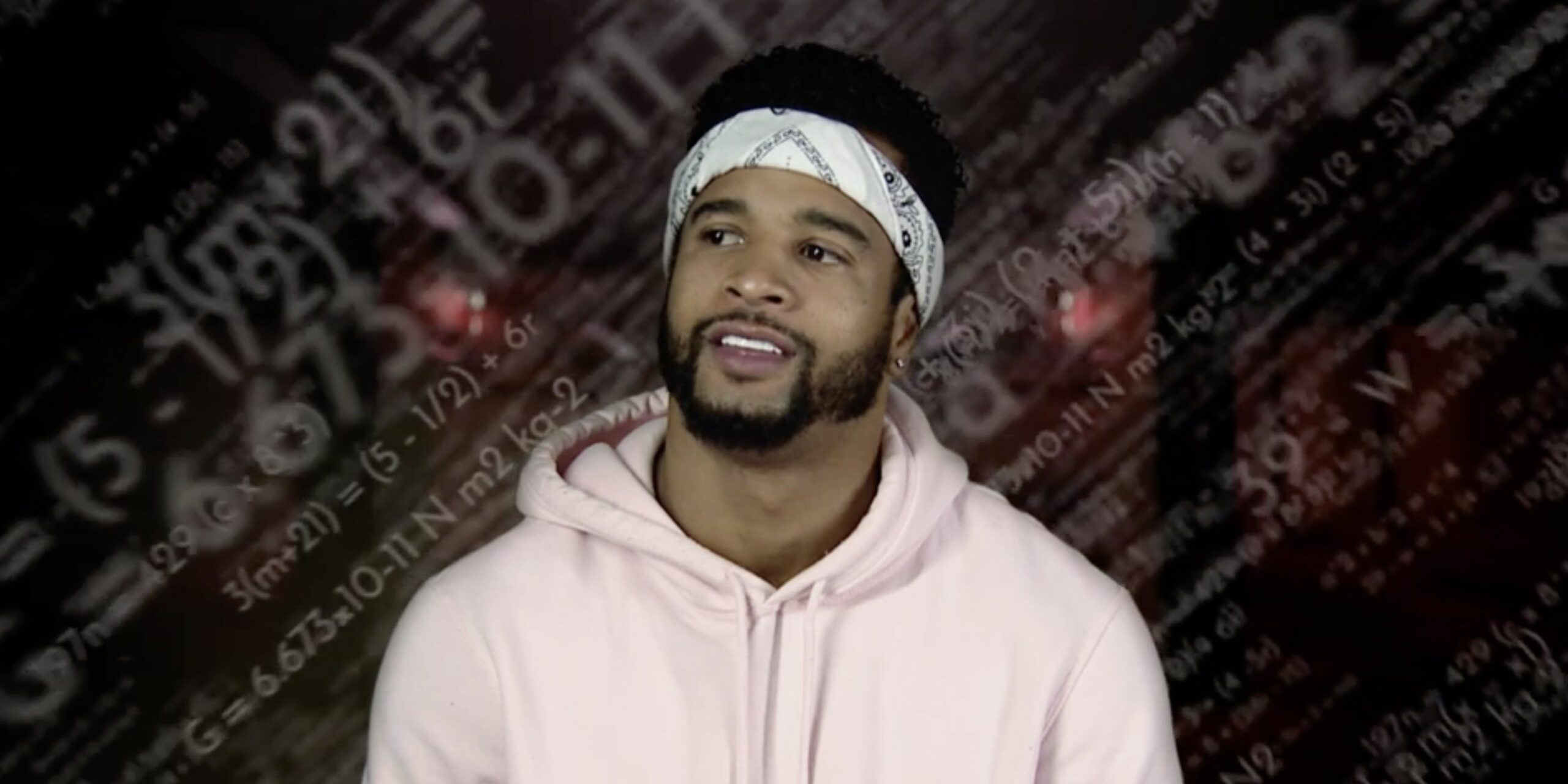 How tall is Nelson the challenge?