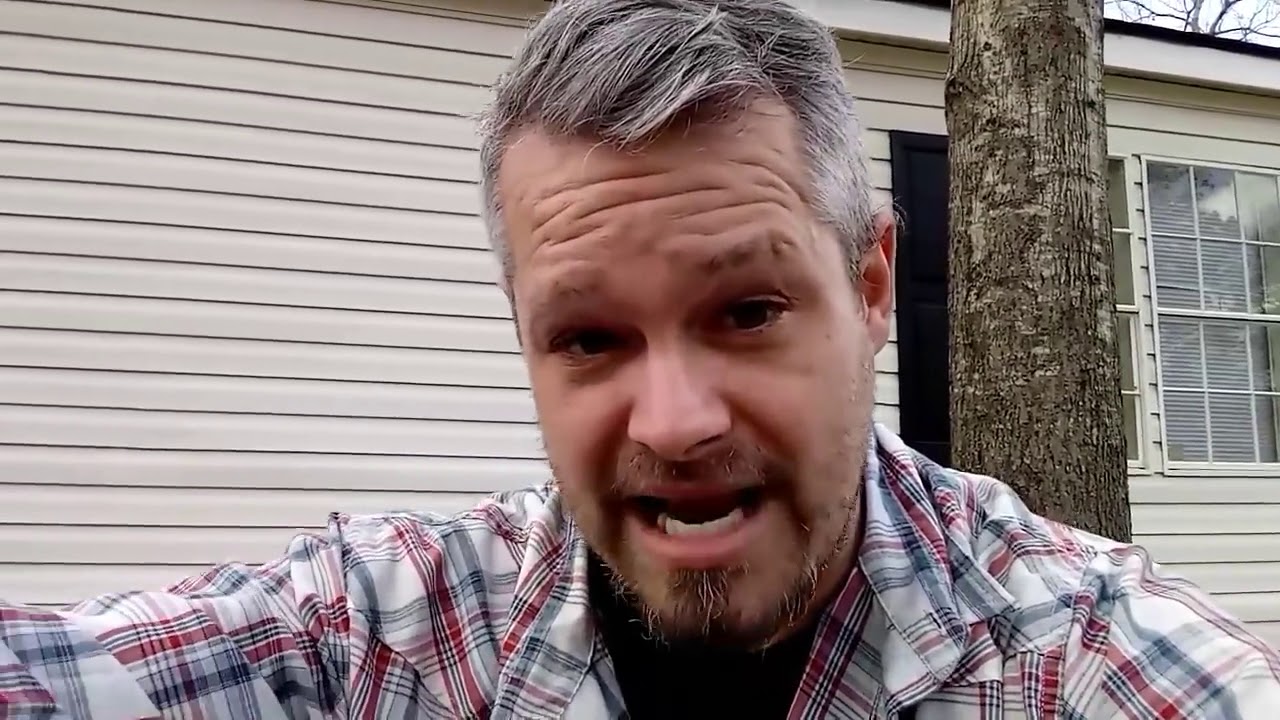 What happened to 98.9 The Bull?