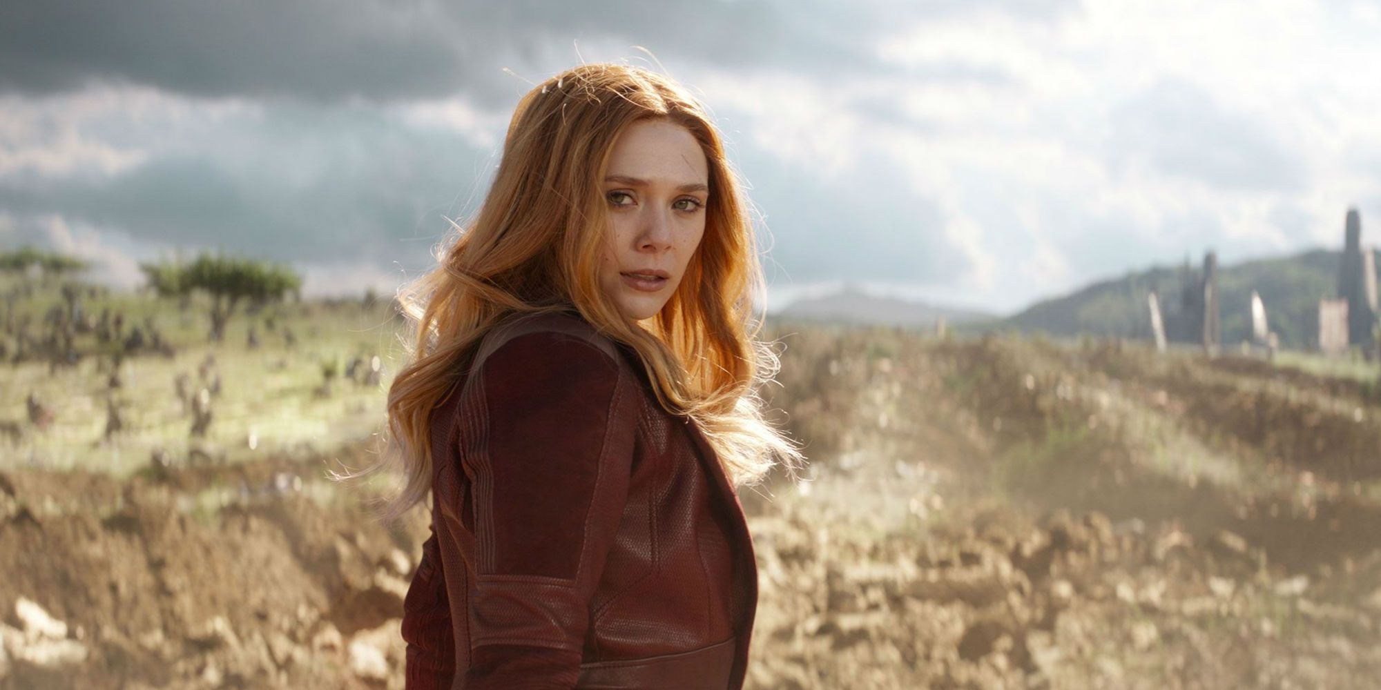 What happened to Scarlet Witch in Infinity War?