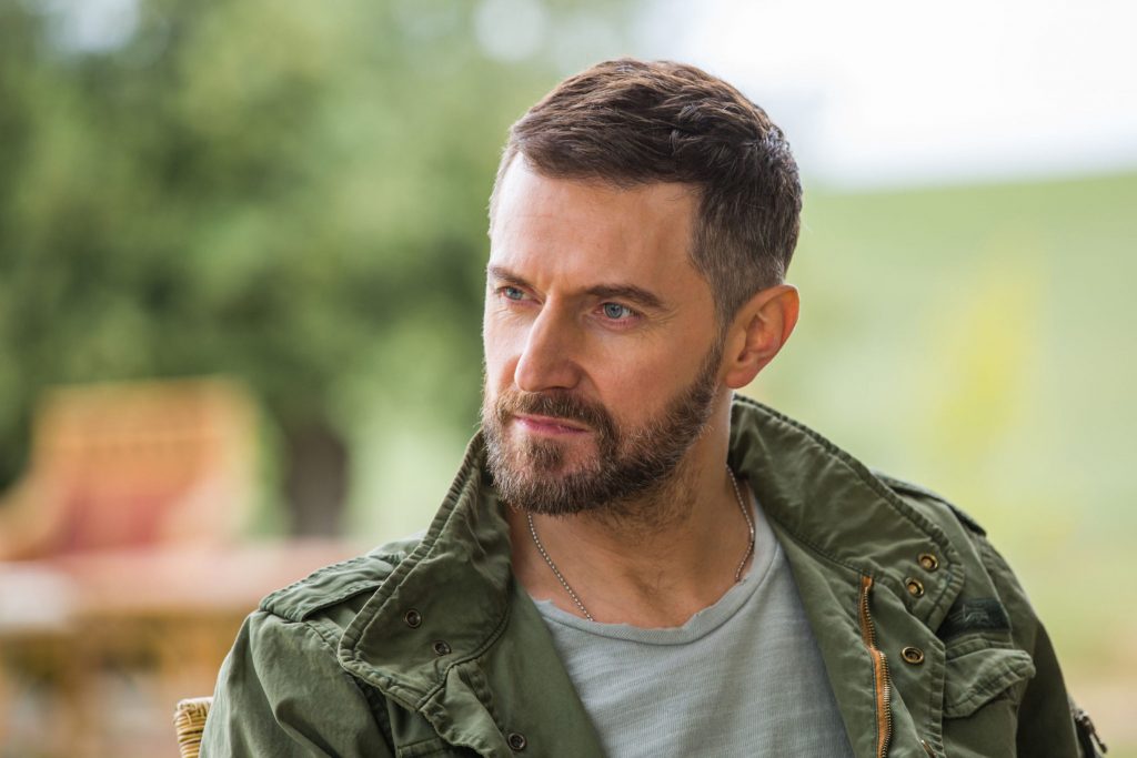 What happened to actor Richard Armitage?