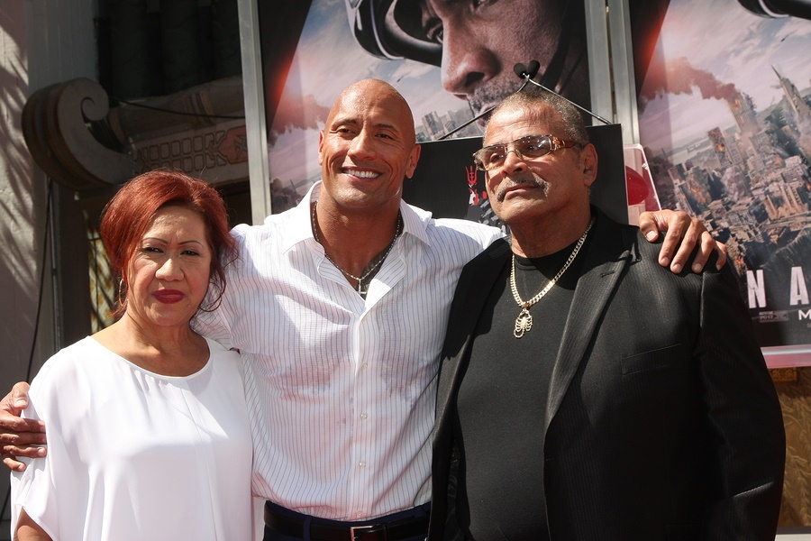 What is Dwayne Johnson ethnicity?