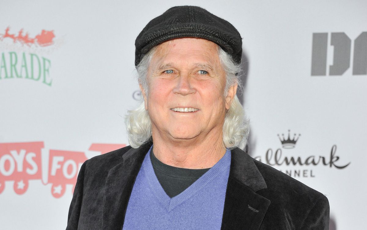 What is Tony Dows net worth?