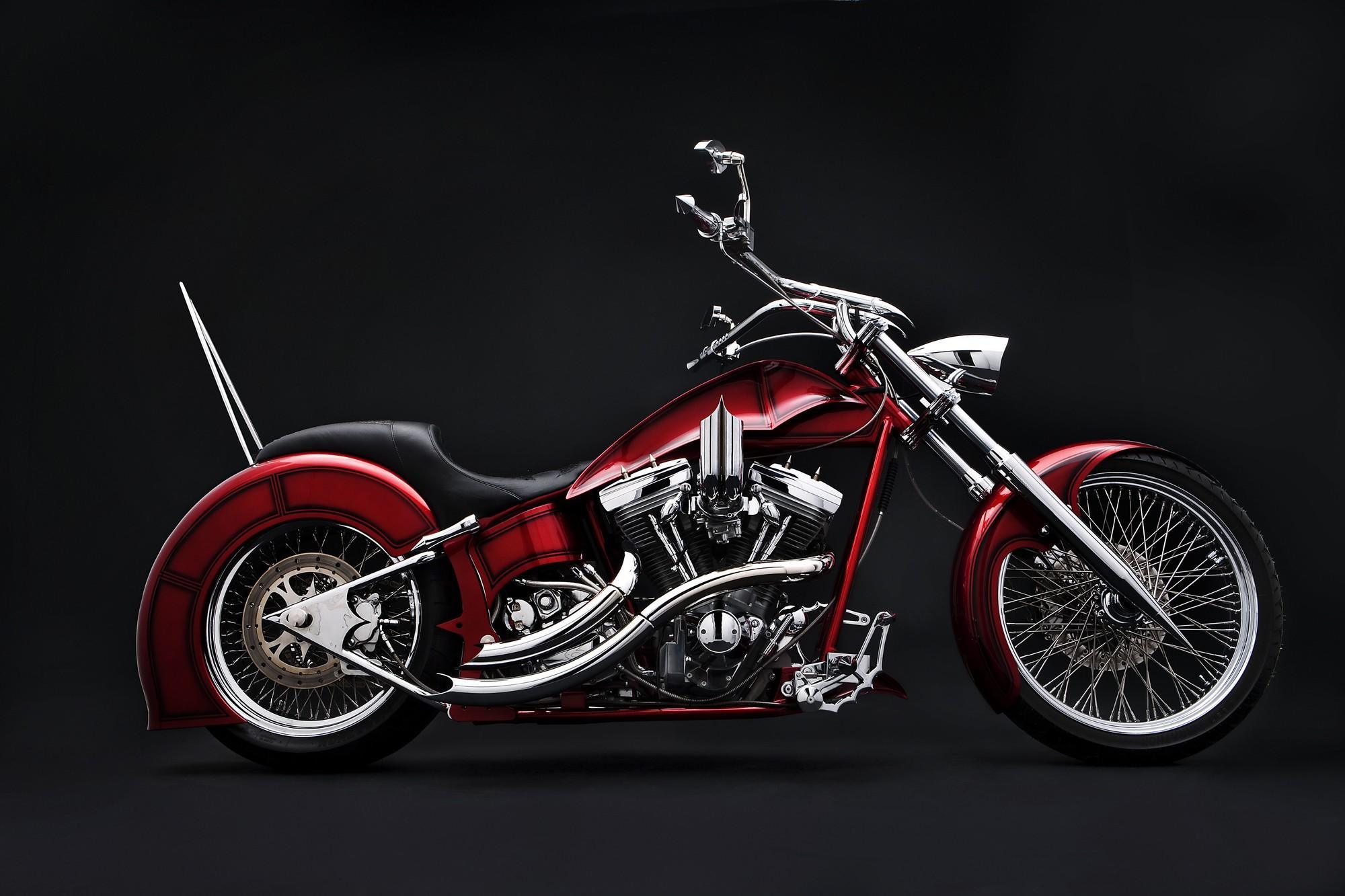 What kind of motorcycle is Bucky riding?