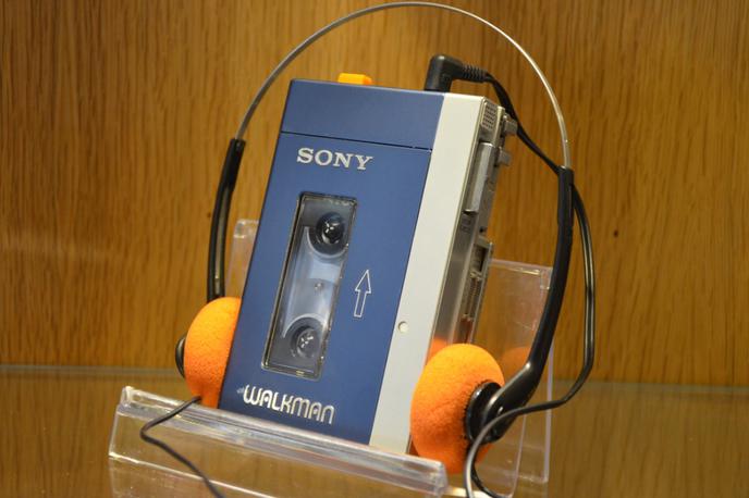 What model is Star-Lord's Walkman?