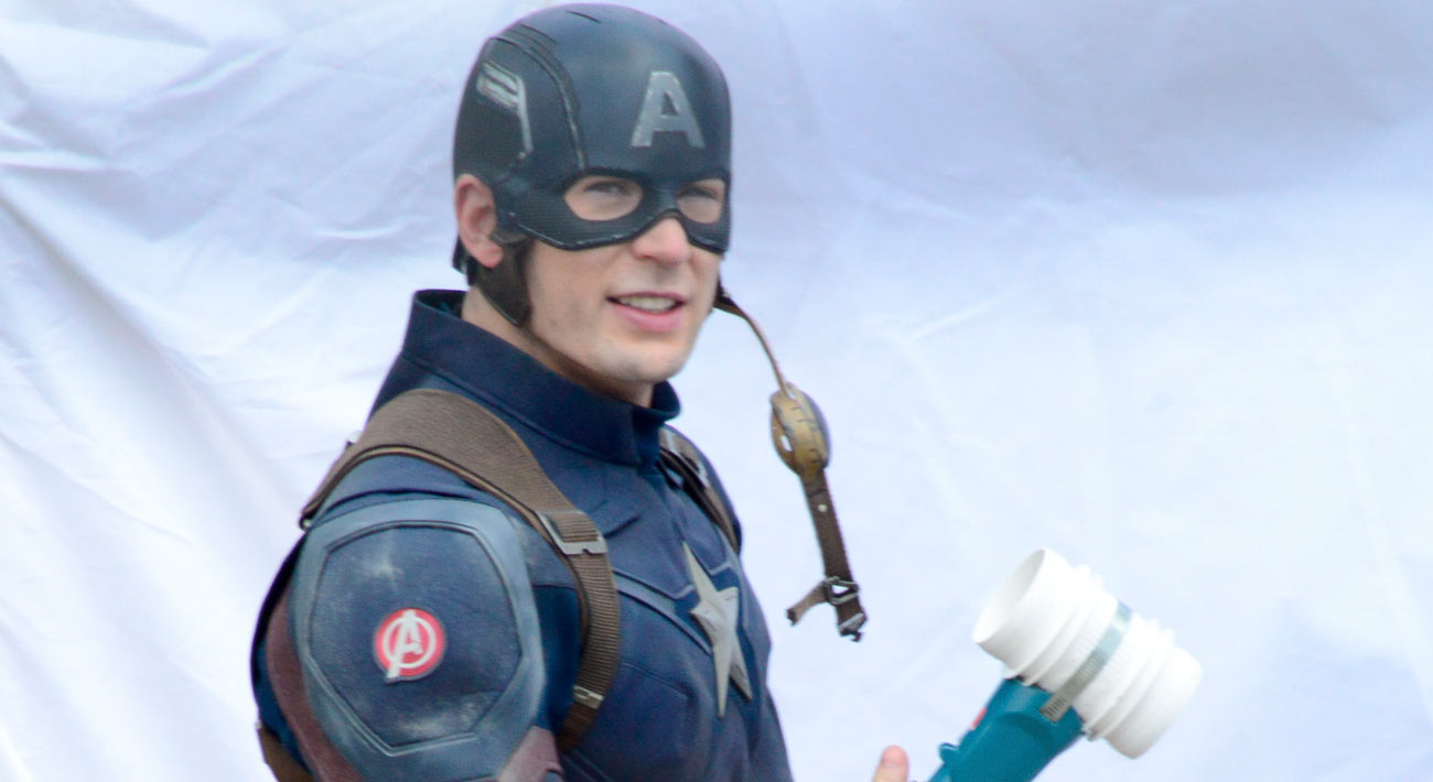 What weapons does Captain America have?