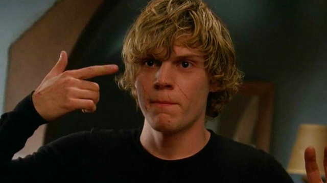 Who did Evan Peters date from AHS?