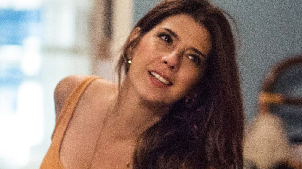 Who plays Spider-Man's aunt?