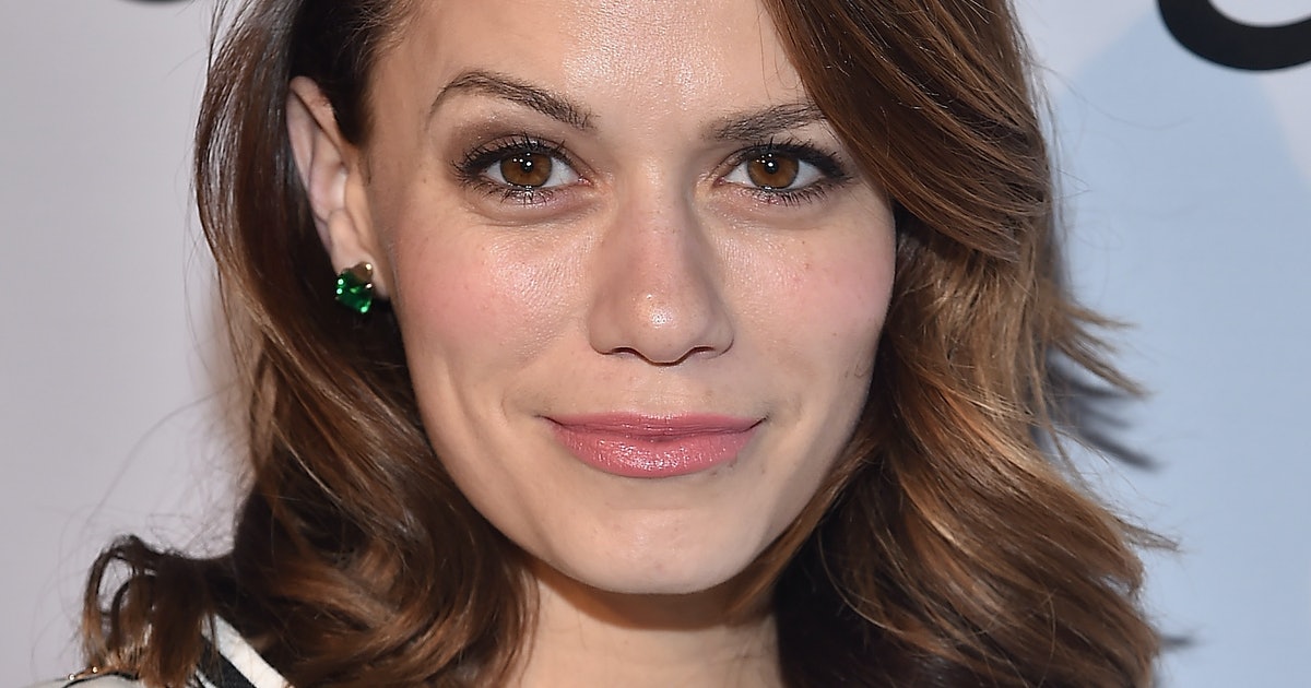 Why did Bethany Joy Lenz change her name?