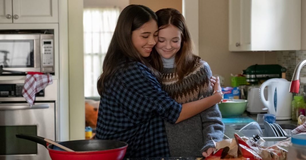 Why did Xochitl Gomez leave The Baby-Sitters Club?