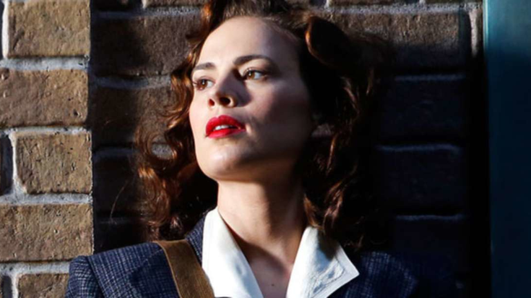 Why does Peggy Carter wear red lipstick?
