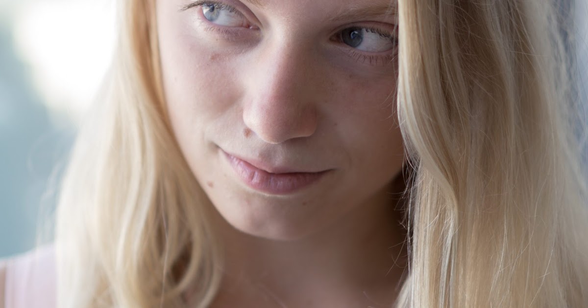 Why does Sif have black hair?